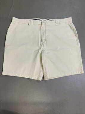 Vineyard Vines Men’s Cream Flat Front Chino Shorts